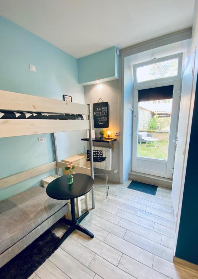 Studio Cosy Avec Jardin Roanne Exteriér fotografie