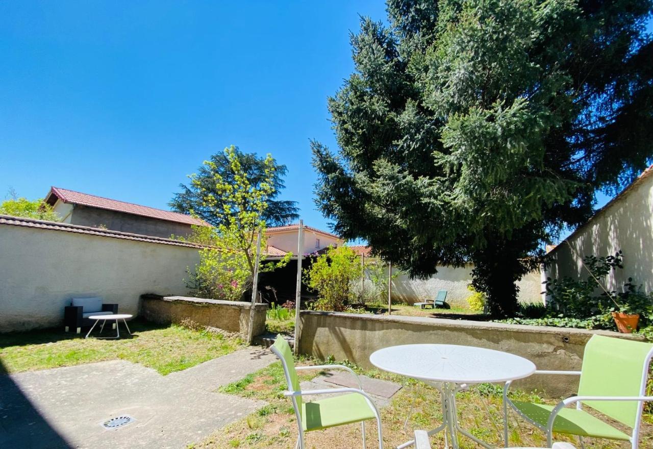 Studio Cosy Avec Jardin Roanne Exteriér fotografie