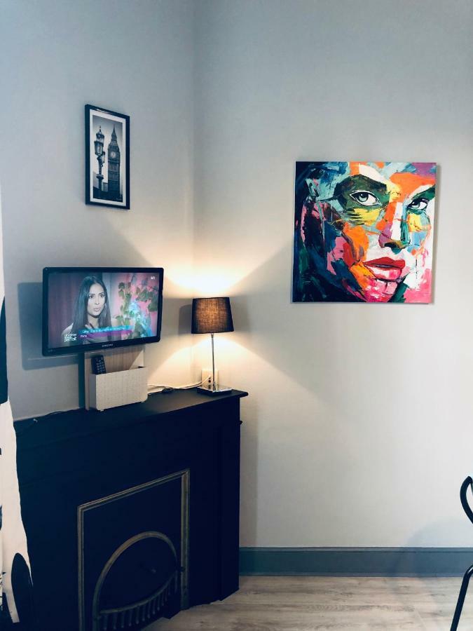 Studio Cosy Avec Jardin Roanne Exteriér fotografie